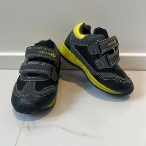 Geox Kids' Sneakers in Gray and Bright Yellow